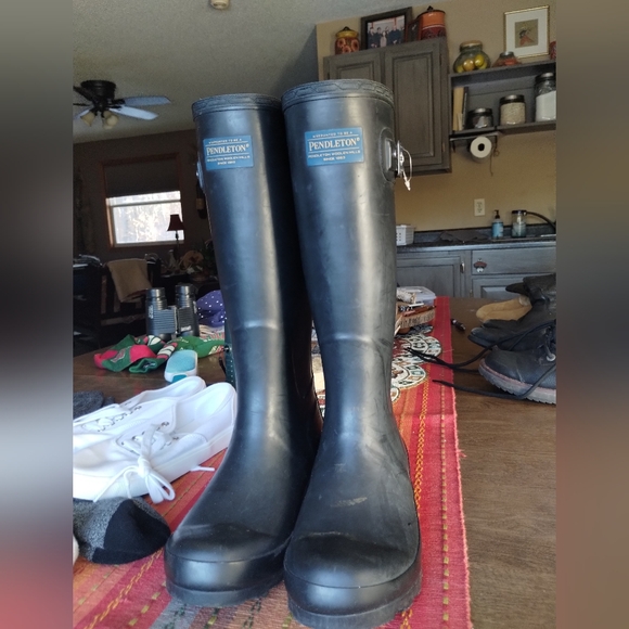 Pendleton Shoes - Pendleton Classic Black Tall Boots